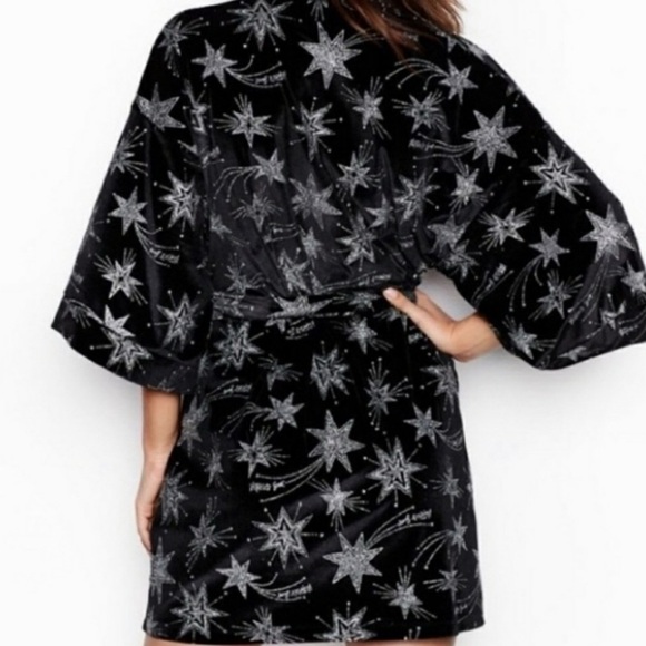 Victoria's Secret RARE Celestial Moon Star Black Velvet Robe Wrap Kimono Sz XS/ - Picture 3 of 16